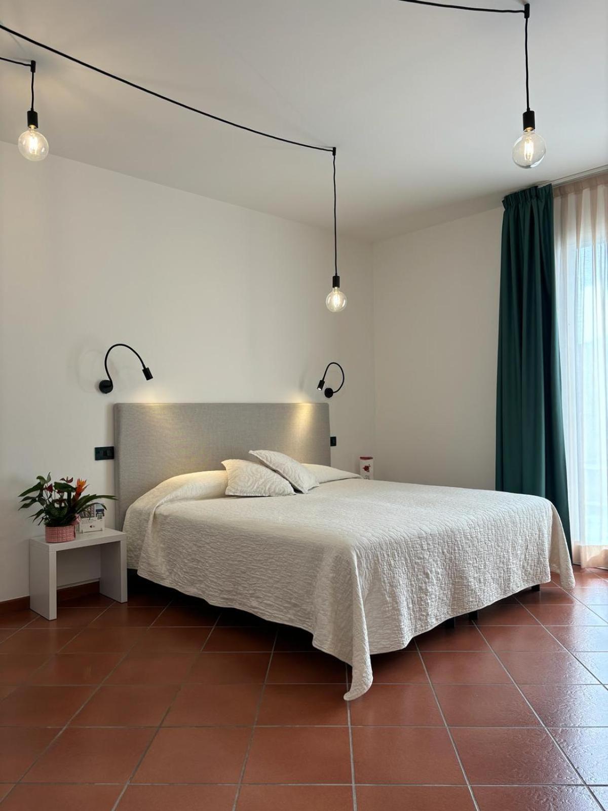 Hotel Delle Rose سان بارتولومِيو آل ما المظهر الخارجي الصورة