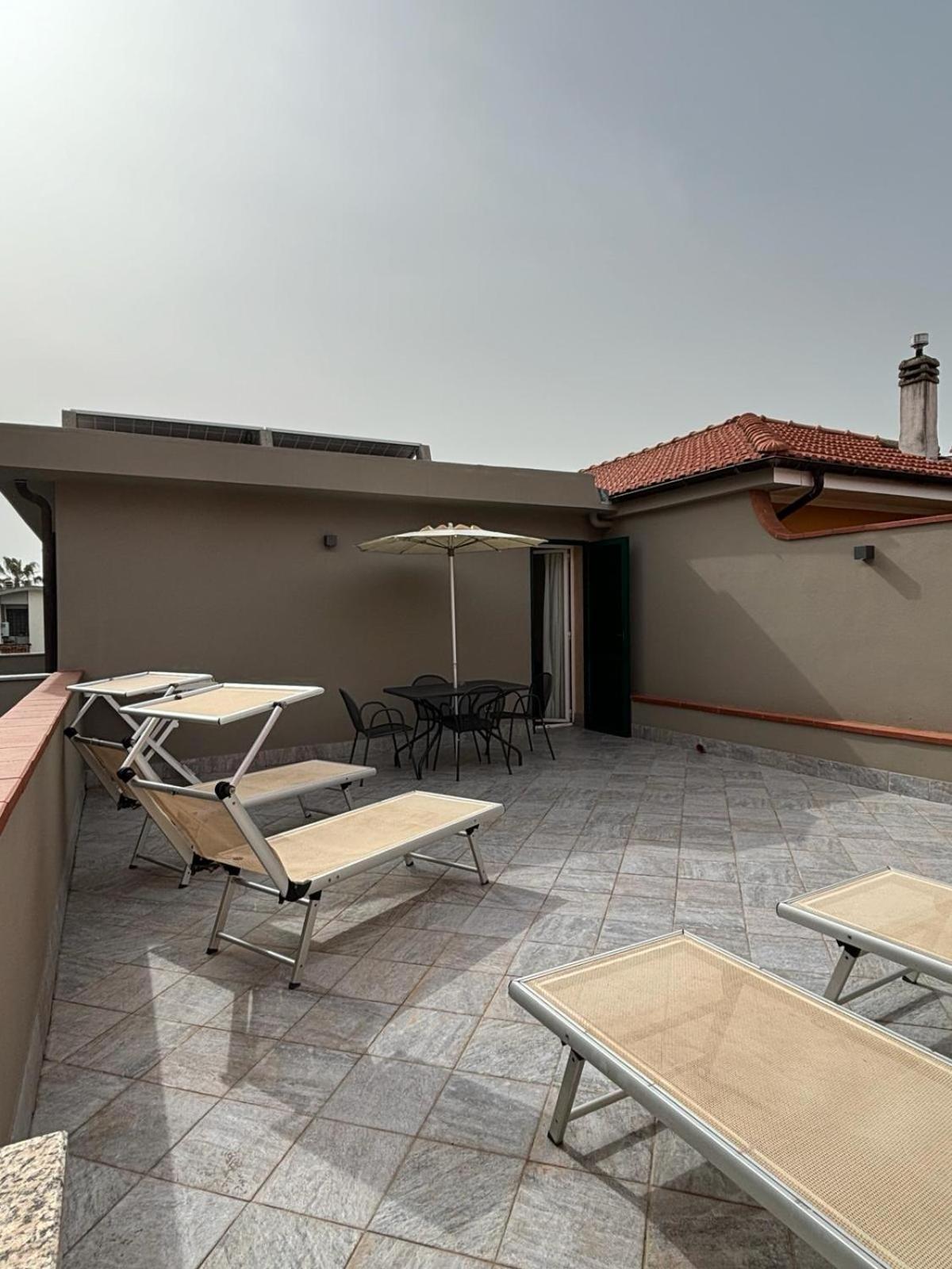 Hotel Delle Rose سان بارتولومِيو آل ما المظهر الخارجي الصورة