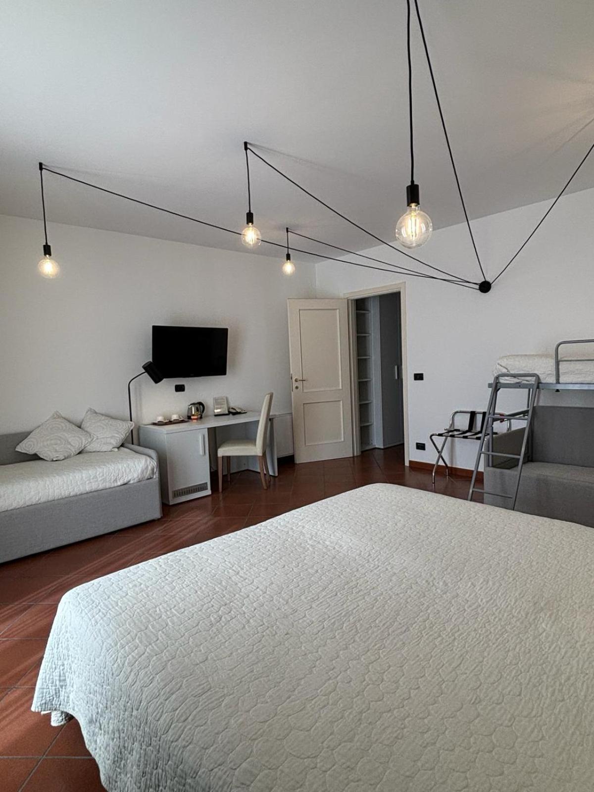 Hotel Delle Rose سان بارتولومِيو آل ما المظهر الخارجي الصورة