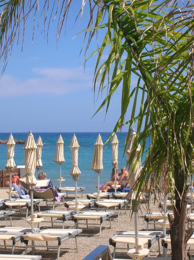 Hotel Delle Rose سان بارتولومِيو آل ما المظهر الخارجي الصورة