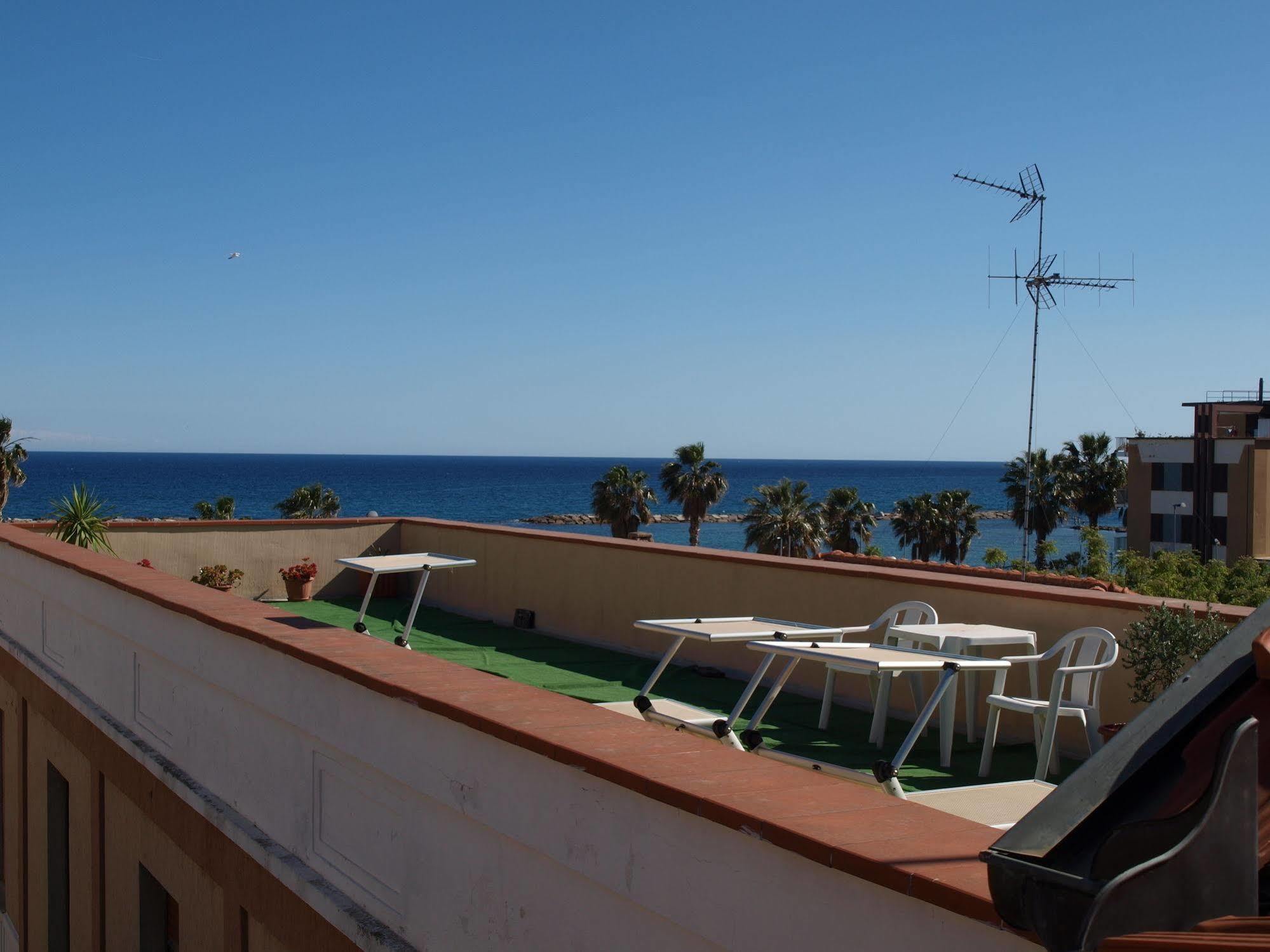 Hotel Delle Rose سان بارتولومِيو آل ما المظهر الخارجي الصورة